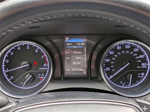 Used 2020 Toyota Camry SE image 25