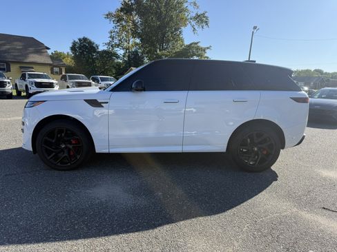 Used 2023 Land Rover Range Rover Sport SE Dynamic AWD/4WD image 6