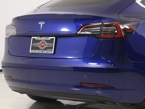 Used 2020 Tesla Model 3 Standard Range image 45