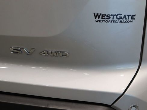 Used 2024 Nissan Pathfinder SV image 47