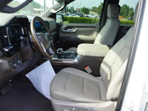 Used 2024 Chevrolet Silverado 1500 RST w/ All Star Edition Plus image 10