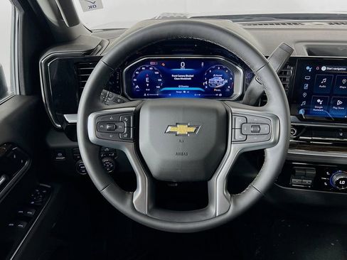 New 2026 Chevrolet Silverado 2500 LT w/ Leather Package AWD/4WD image 11