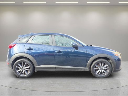 Used 2018 MAZDA CX-3 Touring w/ Preferred Equipment Package image 2
