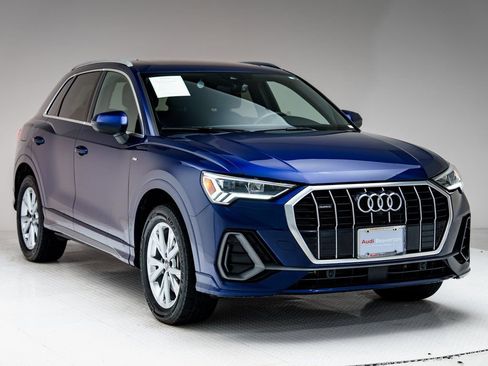 Used 2022 Audi Q3 2.0T Premium Plus w/ Premium Plus Package image 29