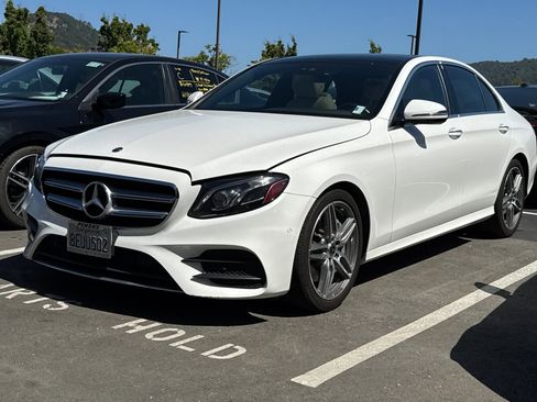Used 2018 Mercedes-Benz E 300 image 1