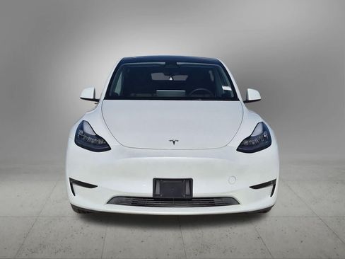 Used 2023 Tesla Model Y Long Range AWD/4WD image 9