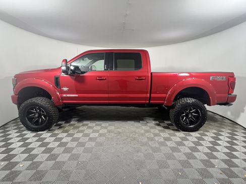 Used 2021 Ford F250 Lariat AWD/4WD image 2