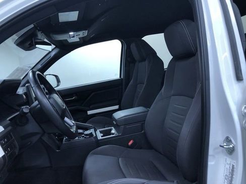 Used 2024 Toyota Tacoma TRD Off-Road image 13