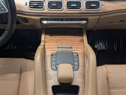 Certified 2025 Mercedes-Benz GLE 350 4MATIC image 6