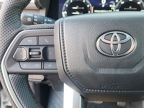 Certified 2025 Toyota Tacoma TRD Off-Road w/ TRD Off Road Premium Package AWD/4WD image 19