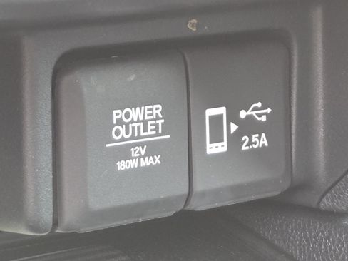 Used 2023 Honda Passport EX-L image 32