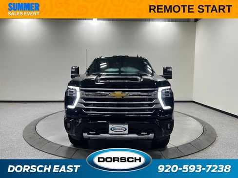Used 2025 Chevrolet Silverado 2500 High Country w/ Z71 Off-Road Package AWD/4WD image 2