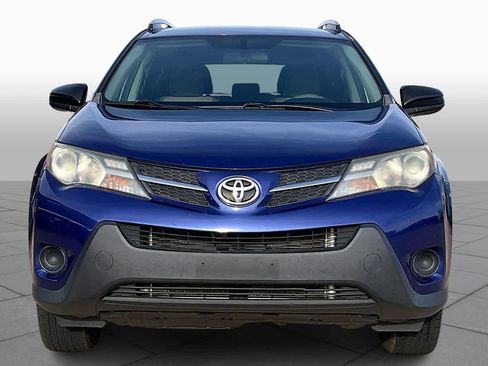 Used 2015 Toyota RAV4 LE image 4