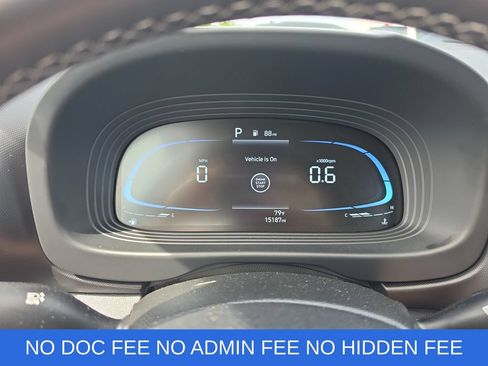 Used 2025 Hyundai Venue SEL FWD image 17