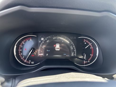 New 2025 Toyota RAV4 LE image 18