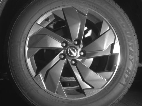 Used 2025 Nissan Rogue SV image 14