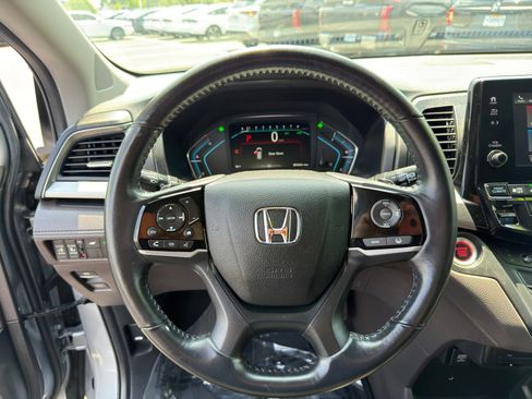 Used 2019 Honda Odyssey Touring image 16