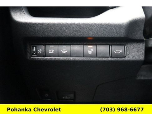 Used 2024 Toyota RAV4 SE image 18