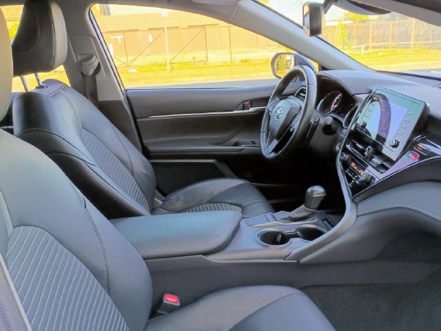 Used 2023 Toyota Camry SE w/ Convenience Package FWD image 42