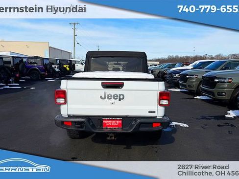 Used 2023 Jeep Gladiator Overland image 30