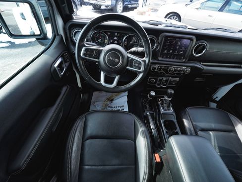 Used 2023 Jeep Wrangler Unlimited Sahara w/ Cold Weather Group image 45