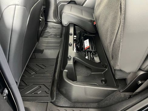 New 2025 Chevrolet Colorado Trail Boss w/ Midnight Edition AWD/4WD image 30