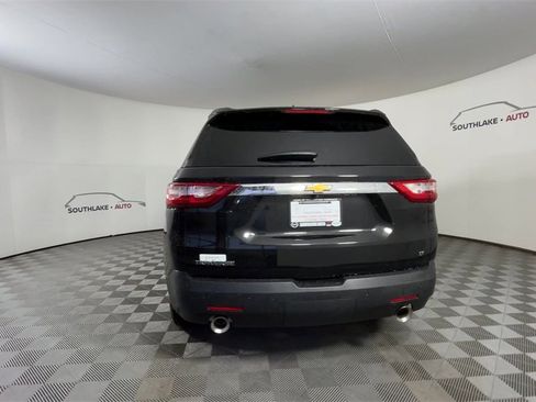 Used 2021 Chevrolet Traverse LT image 7