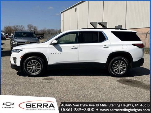 Certified 2023 Chevrolet Traverse LT image 2