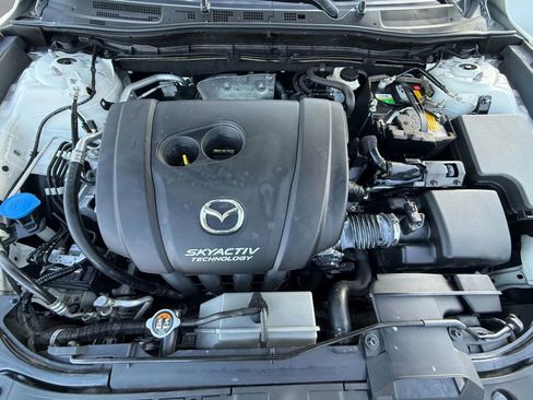 Used 2017 MAZDA MAZDA3 Sport image 26