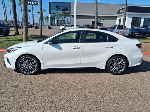 Used 2023 Kia Forte GT image 4