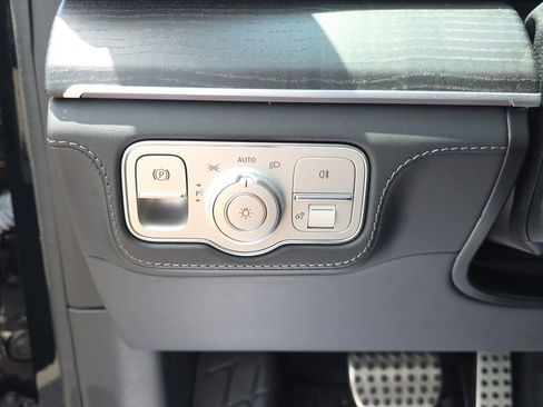 Certified 2022 Mercedes-Benz GLS 63 AMG 4MATIC image 14