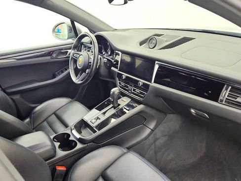 Used 2023 Porsche Macan Turbo AWD/4WD image 25