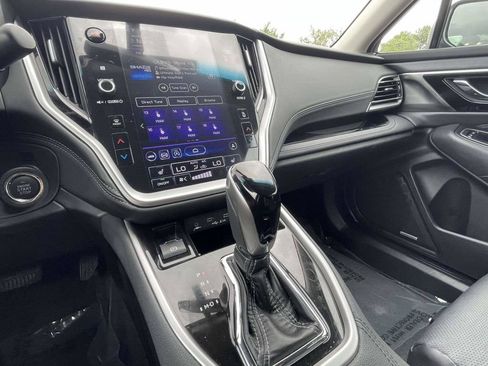 Used 2021 Subaru Outback Limited AWD/4WD image 40