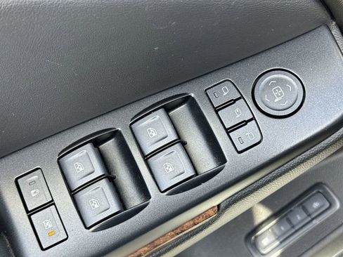 Used 2019 Chevrolet Tahoe Premier image 24