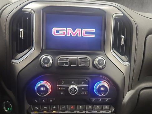 Used 2021 GMC Sierra 1500 Denali w/ Denali Ultimate Package image 17