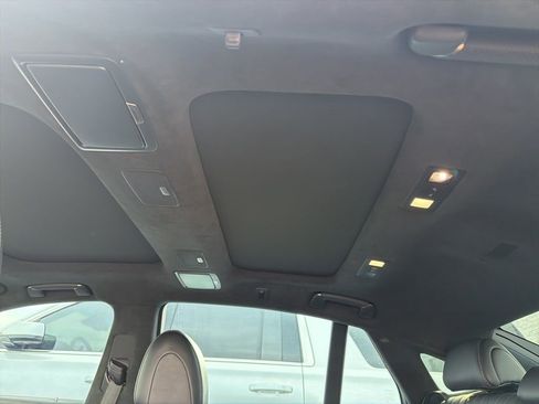 Used 2022 Lexus LS 500 w/ Interior Upgrade Package image 18