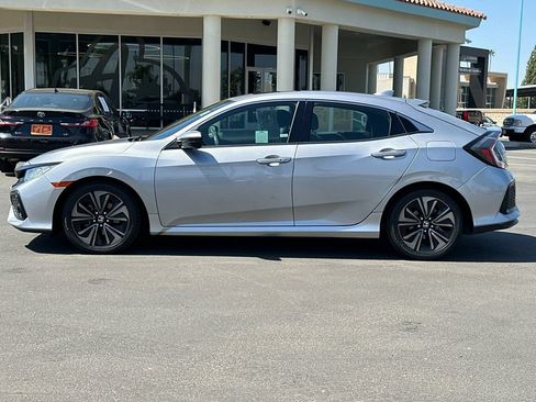 Used 2017 Honda Civic EX image 2
