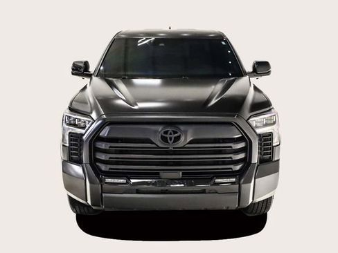 Used 2025 Toyota Tundra Limited image 3