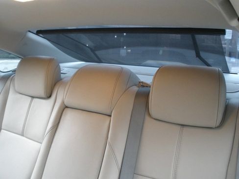 Used 2013 Toyota Avalon Limited image 28