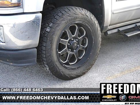 Used 2018 Chevrolet Silverado 1500 LT w/ Texas Edition AWD/4WD image 10