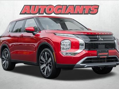 New 2025 Mitsubishi Outlander SE
