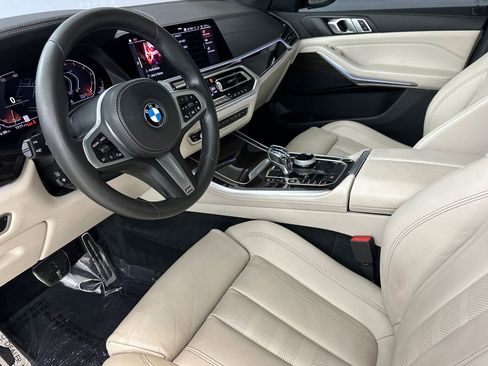 Used 2020 BMW X5 sDrive40i w/ M Sport Package image 4