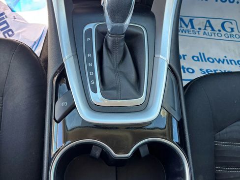 Used 2016 Ford Fusion SE image 14