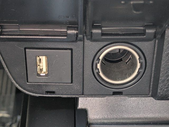 Used 2024 Toyota Camry SE FWD image 20