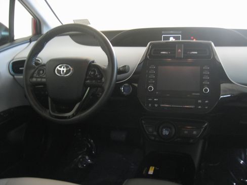Used 2021 Toyota Prius XLE w/ Advanced Technology Package image 2