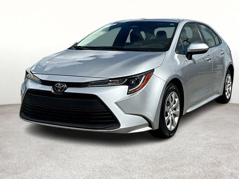 Used 2023 Toyota Corolla LE image 16