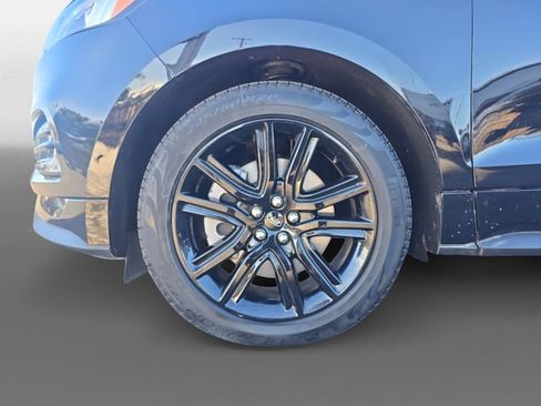Used 2022 Ford Edge ST-Line w/ Class II Trailer Tow Package image 15