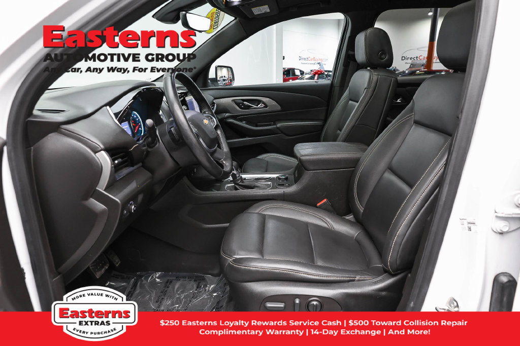 Used 2023 Chevrolet Traverse LT w/ LT Premium Package AWD/4WD image 15
