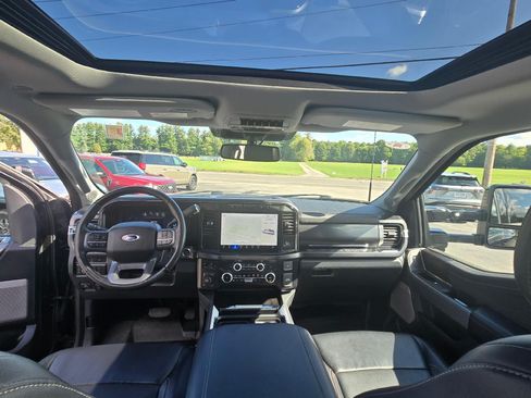 Used 2023 Ford F250 Lariat w/ Sport Appearance Package AWD/4WD image 22