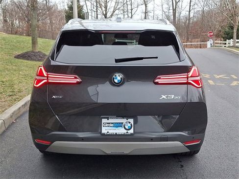 Used 2025 BMW X3 xDrive30i w/ Premium Package image 5